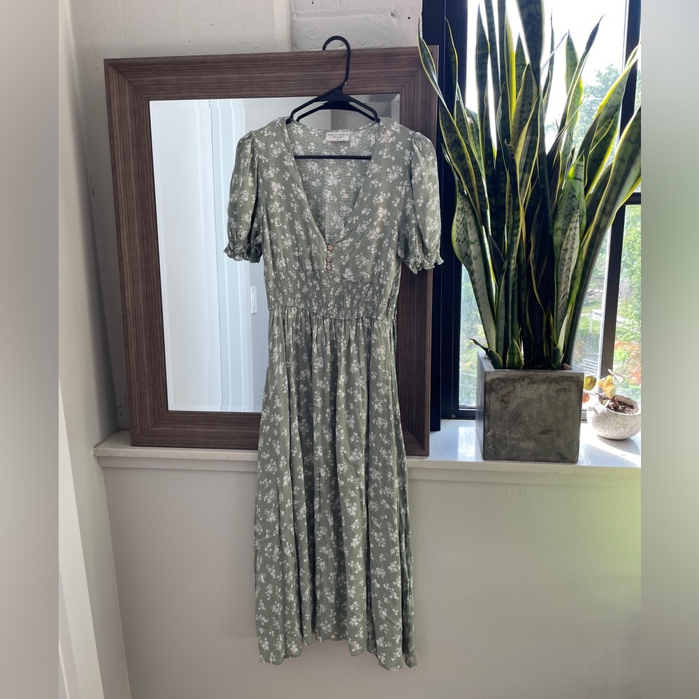 Talisia Floral Midi Dress - Small / Green Sage - Bohme